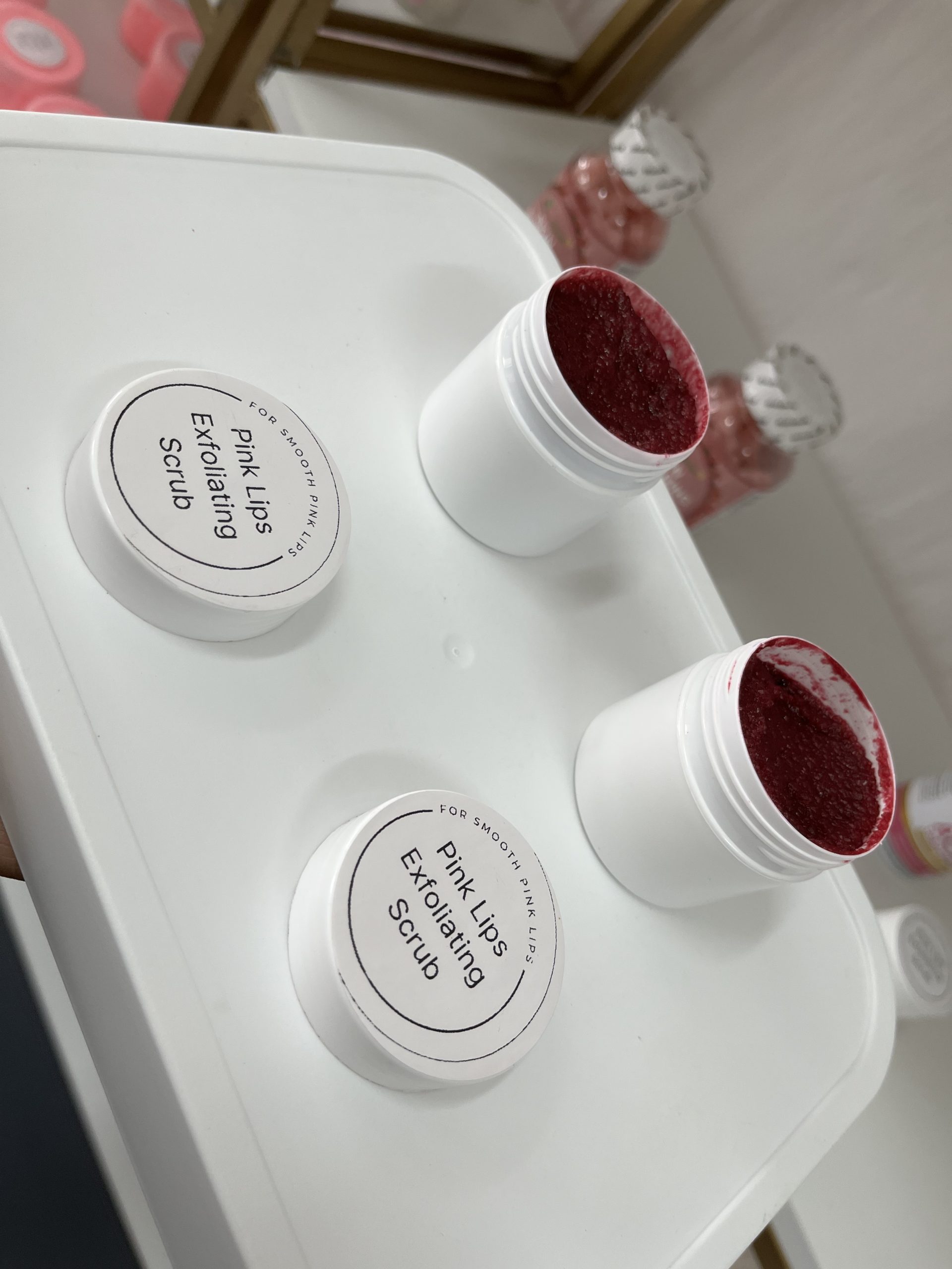PINK LIPS SCRUB